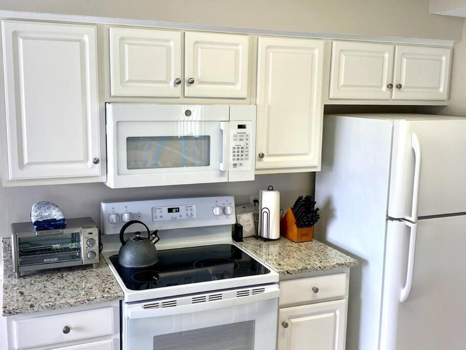 Booking Fast! Golf, Beach, And Relaxation! A Great Place For All! Calabash Exterior photo